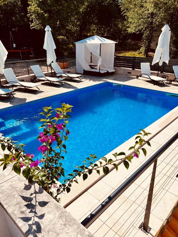 Villa Jela - With Pool Njivice Exterior foto